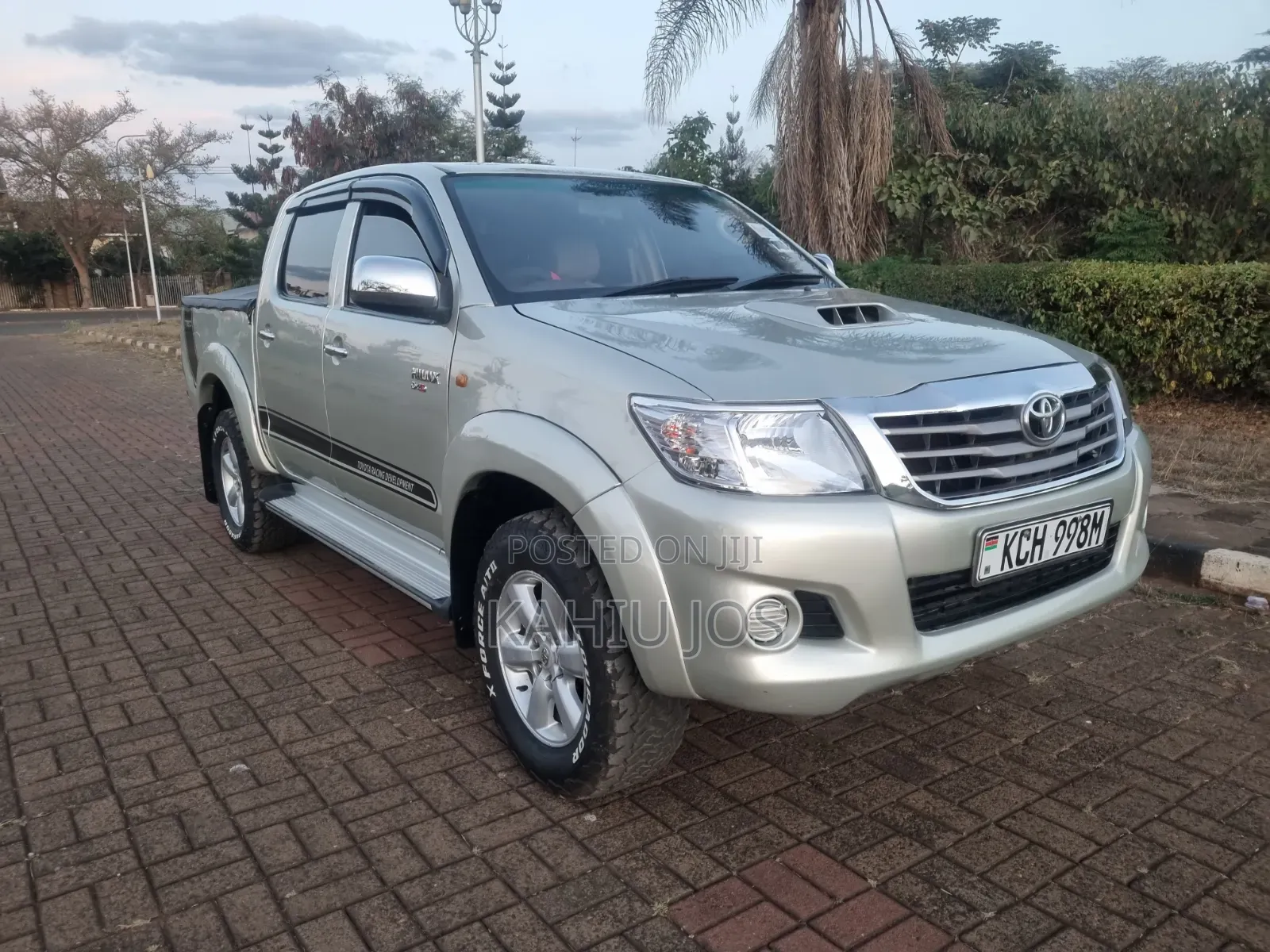 Toyota Hilux 2009 Silver