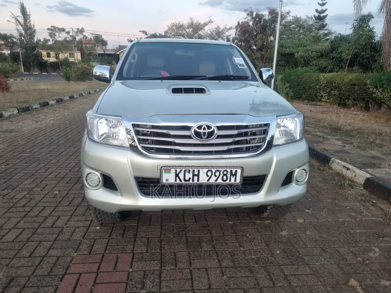 Toyota Hilux 2009 Silver