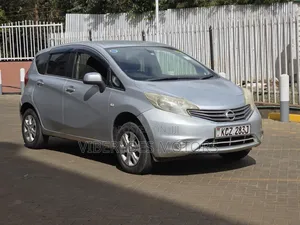 Nissan Note 2012 Silver