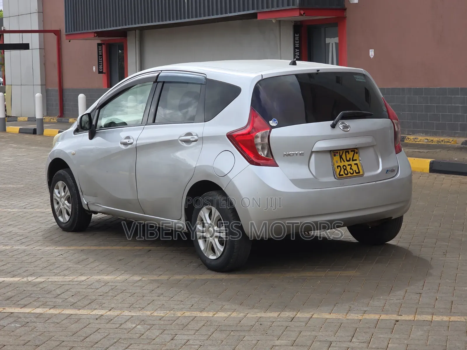 Nissan Note 2012 Silver