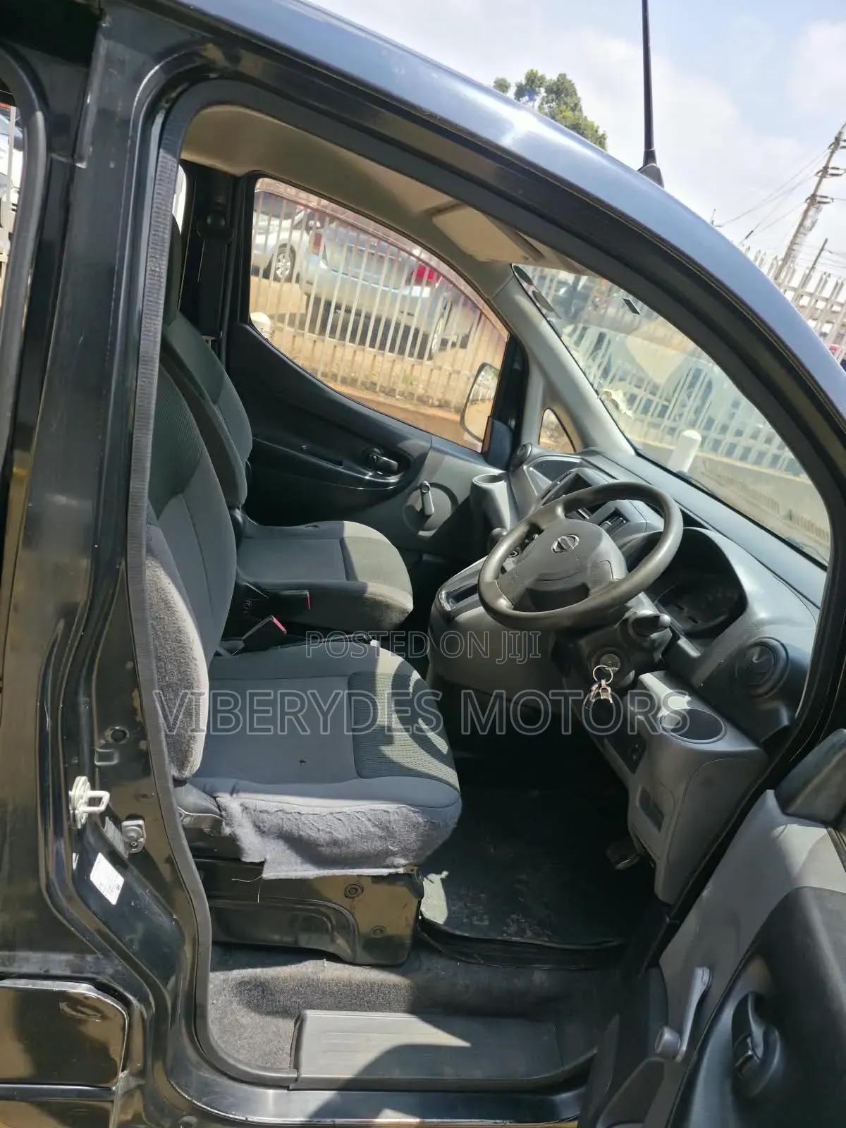 Nissan NV200 2015 Black