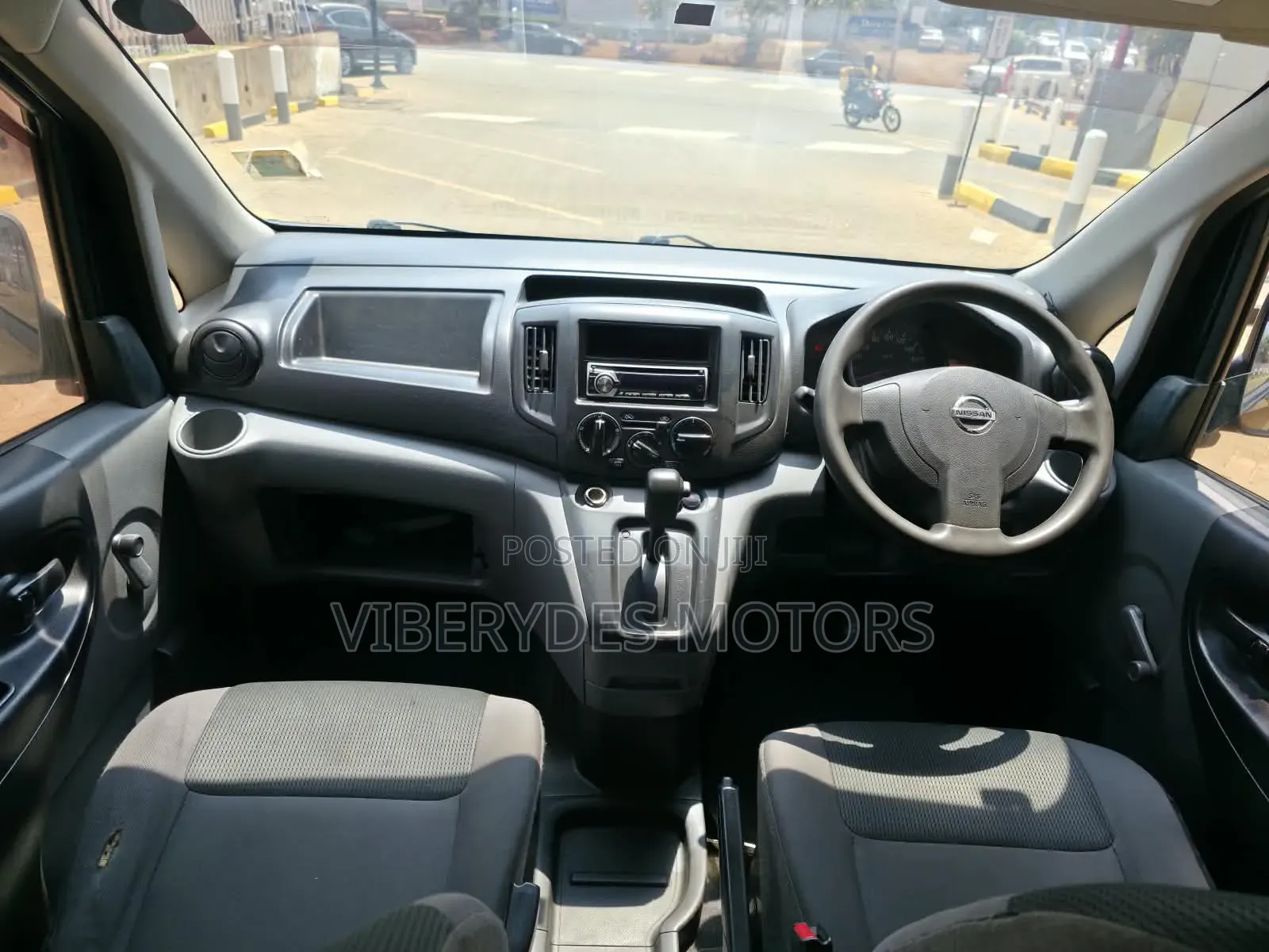Nissan NV200 2015 Black