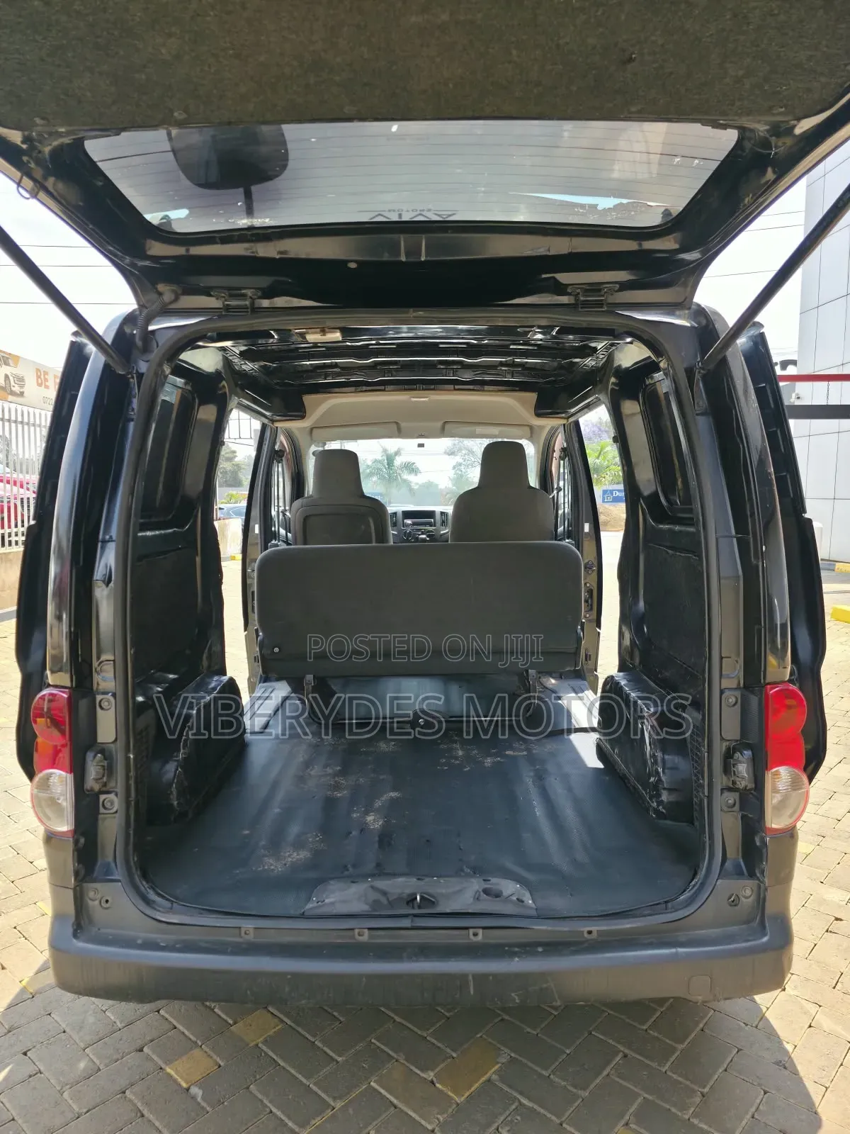 Nissan NV200 2015 Black