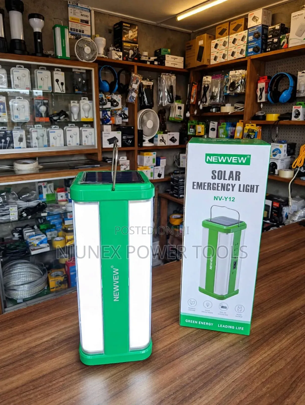 Newvew Solar Emergency Light (Model NV-Y12),