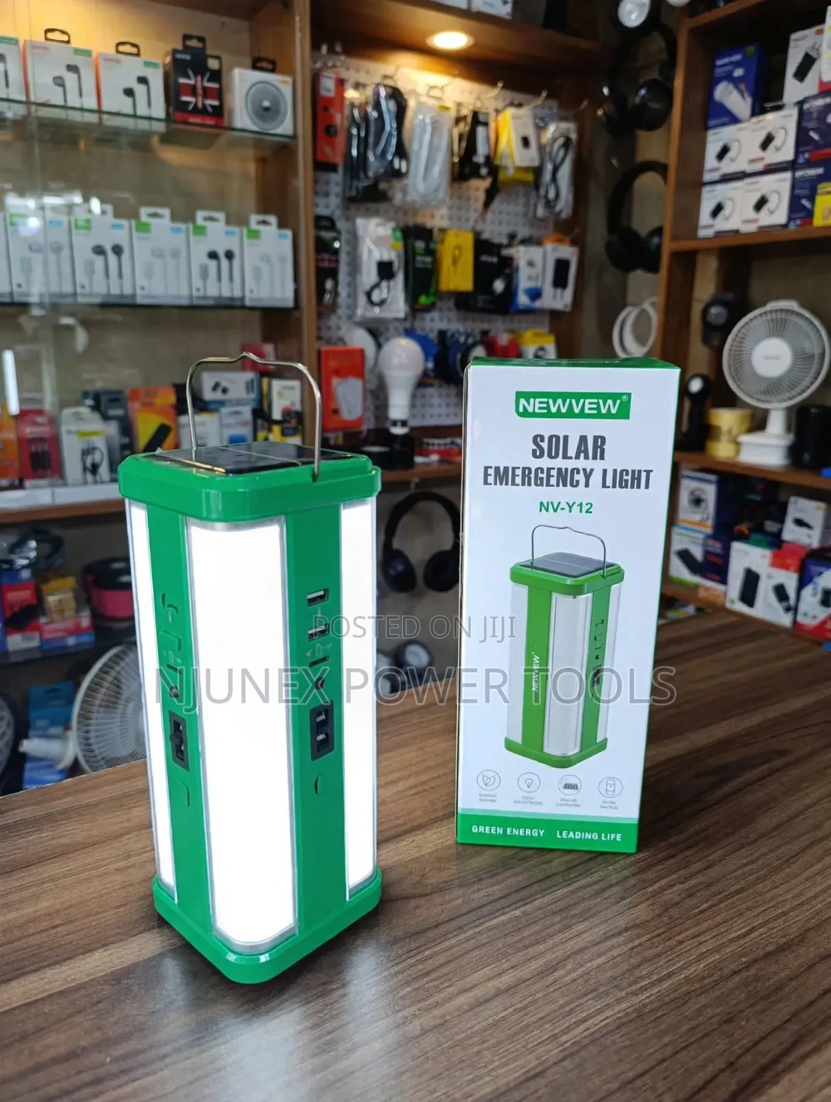 Newvew Solar (Model NV-Y12) Emergency Light