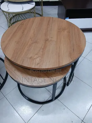 Round Wooden Top Coffee Table With Frame Metal