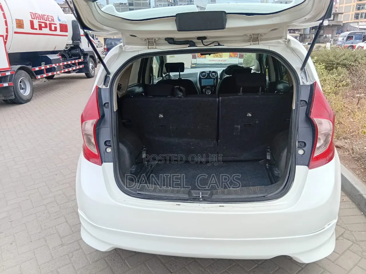 Nissan Note 2012 White