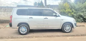 Toyota Probox 1.5 GL 4WD 2011 Silver