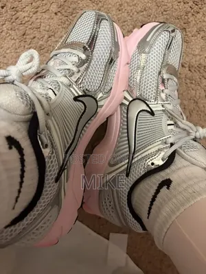 Nike Vomero Sneaker Sizes 36-45
