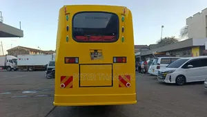Isuzu Std 4240 2014 Yellow