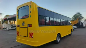 Isuzu Std 4240 2014 Yellow