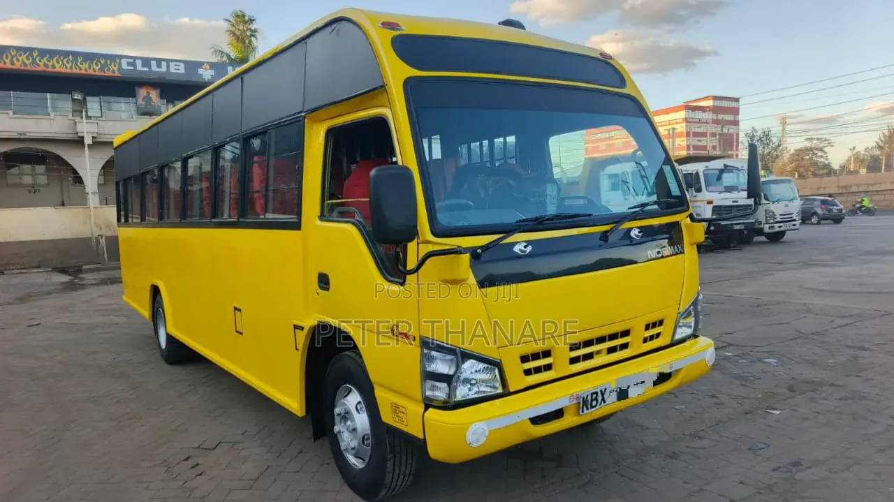 Isuzu Std 4240 2014 Yellow