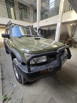 Nissan Patrol 1999 Green