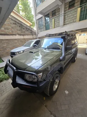 Nissan Patrol 1999 Green