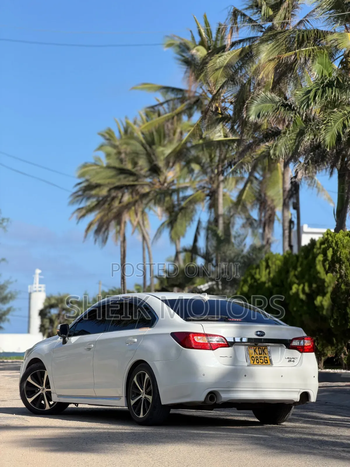 Subaru Legacy 2016 White
