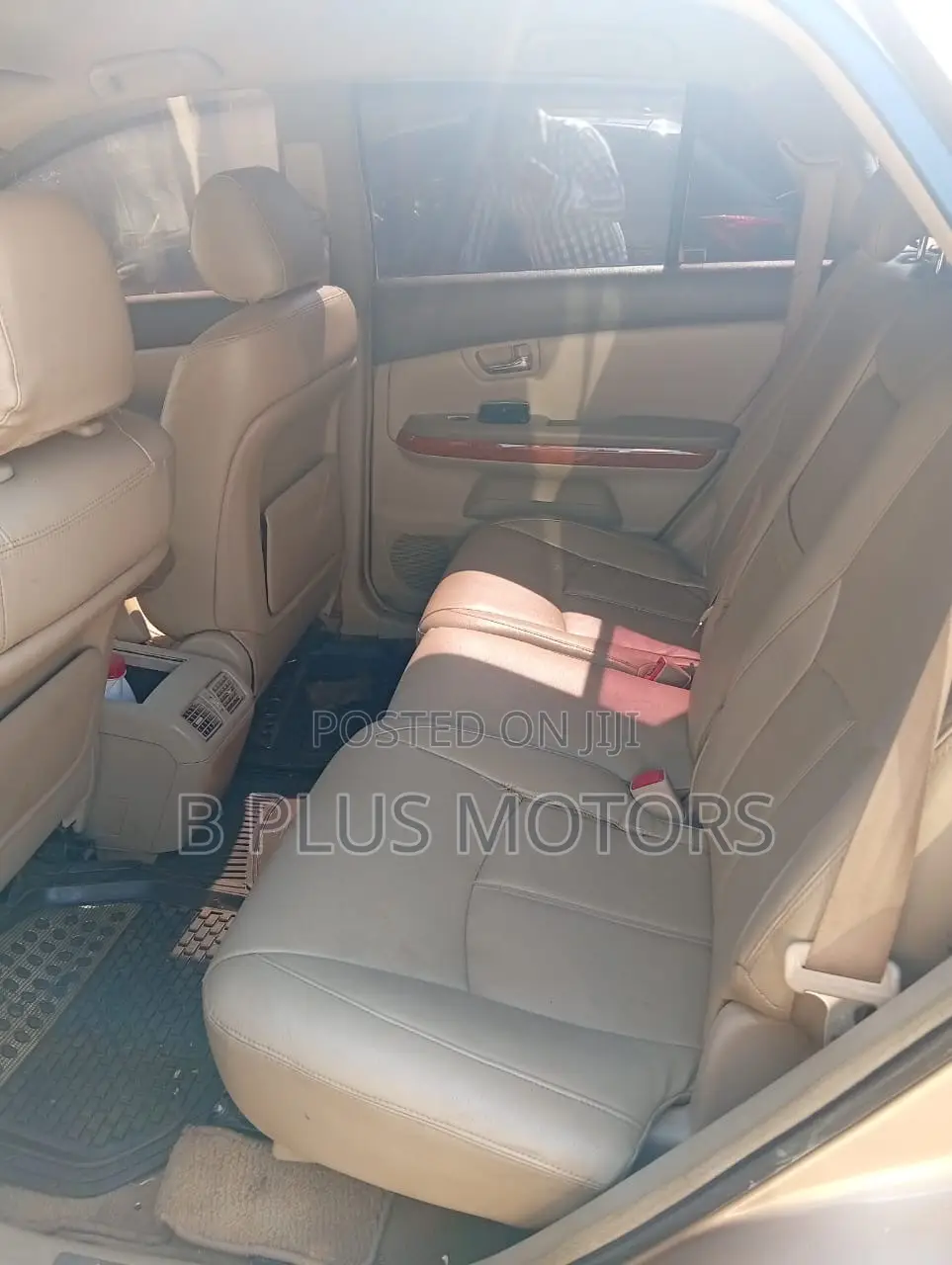 Toyota Harrier 2010 Gold