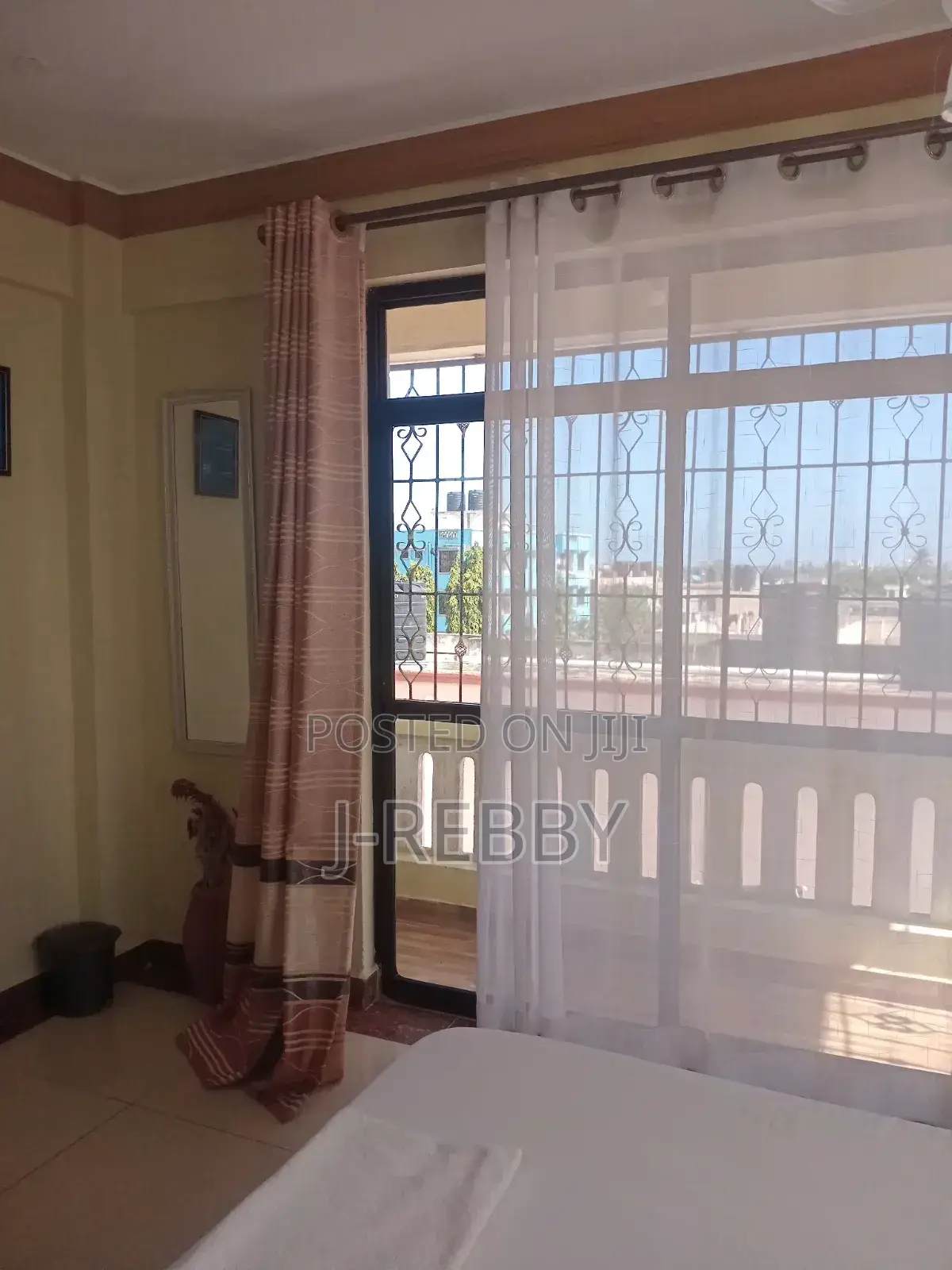 Furnished 3bdrm Apartment in Ajanta 3 Estate, Mtambo for rent