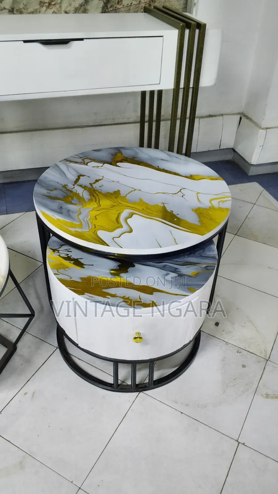 2in1 Round Coffee Table With Drawer