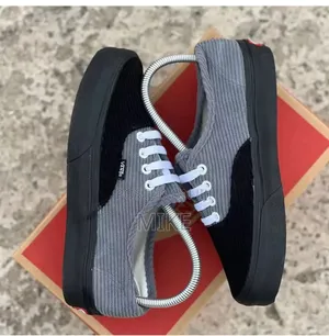 Vans Corduroy Sizes 37-45