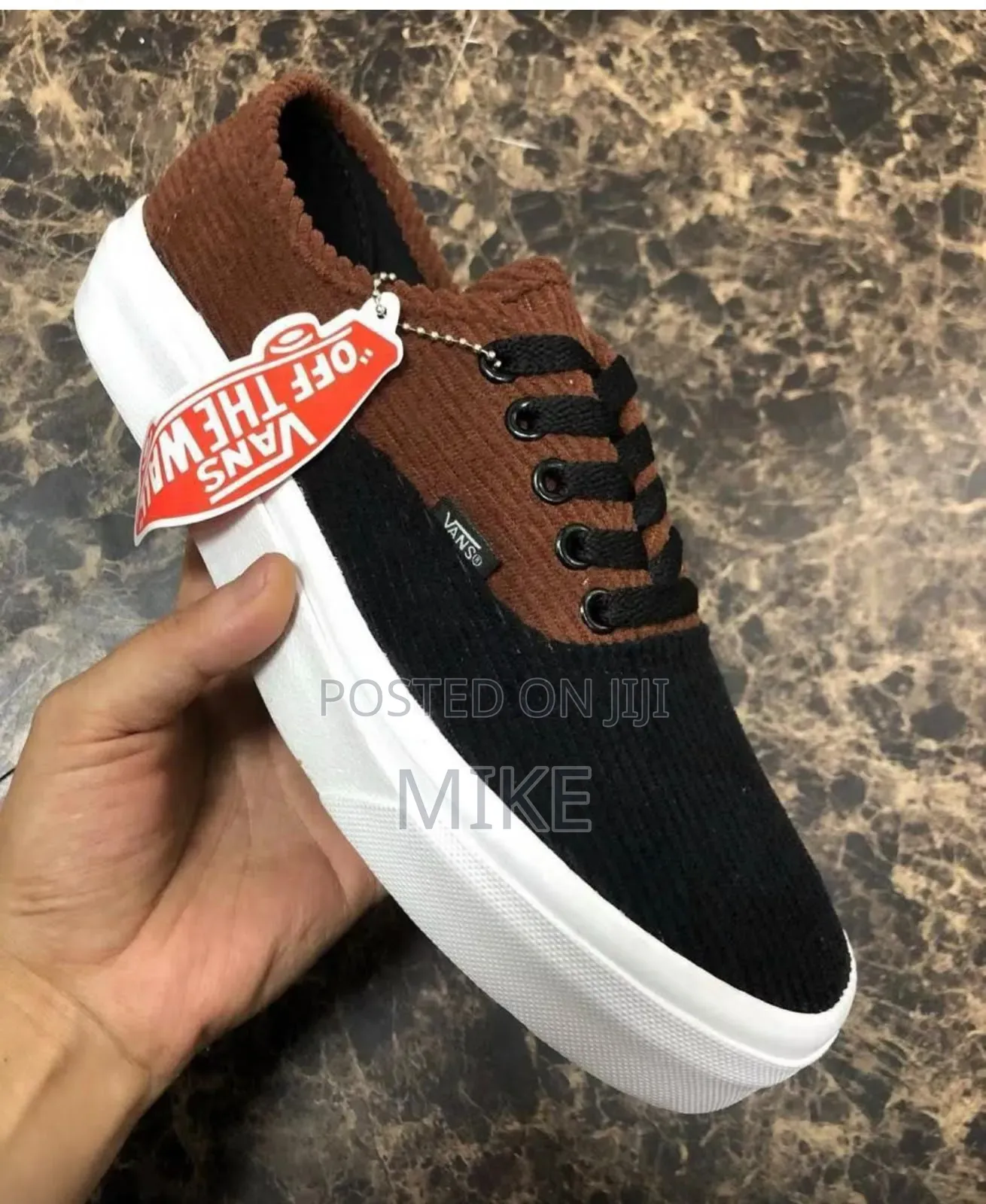 Vans Corduroy Sizes 37-45