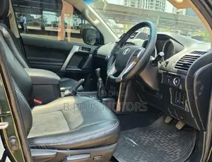 Toyota Land Cruiser Prado 2014 Green
