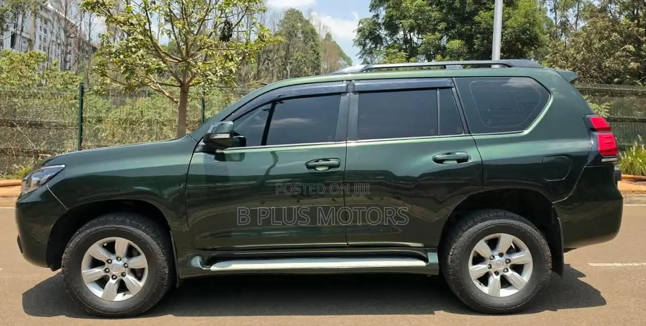 Toyota Land Cruiser Prado 2014 Green