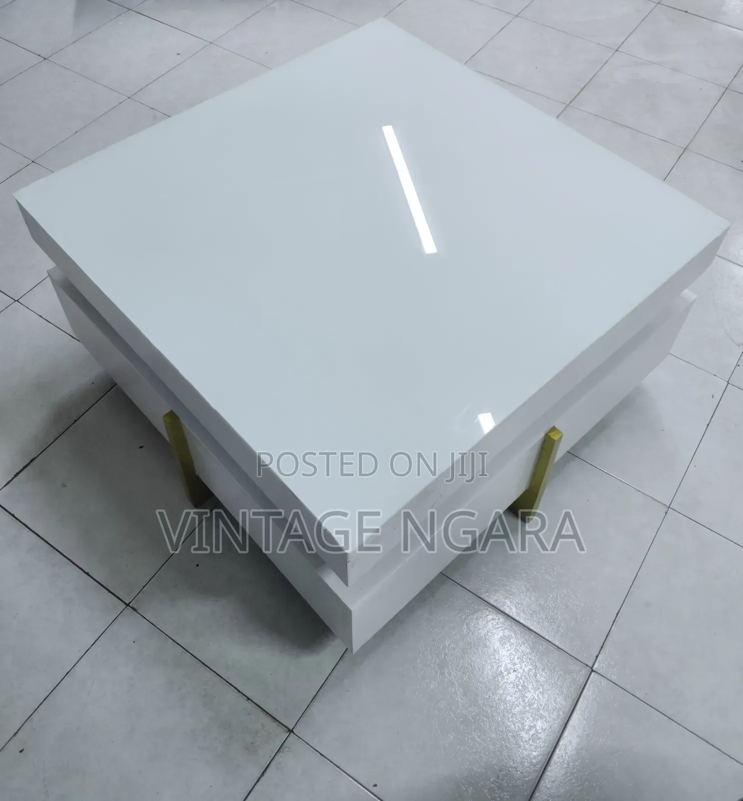 Mordern Squre Glass Top Coffee Table