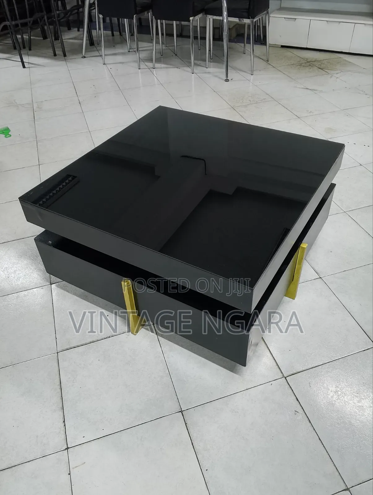 Mordern Squre Glass Top Coffee Table