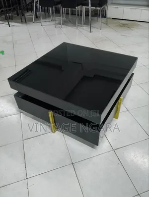 Mordern Squre Glass Top Coffee Table