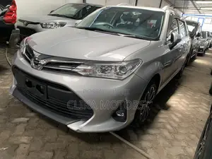 Toyota Corolla Fielder 1.5 Petrol FWD 2019 Silver