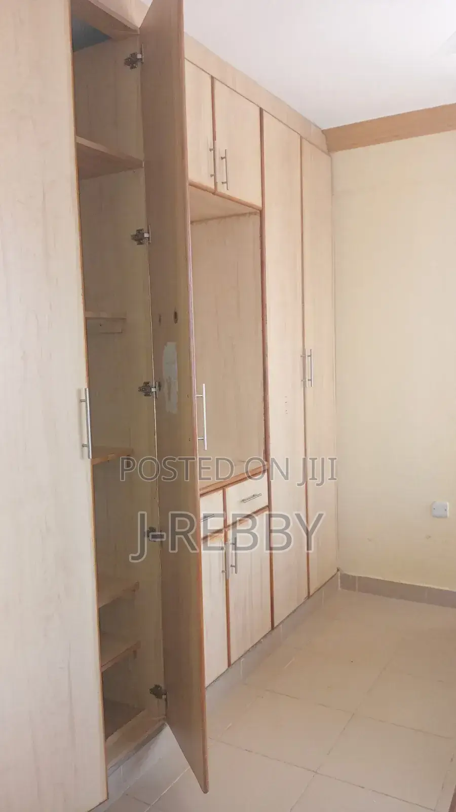 Furnished 3bdrm Apartment in Ajanta 3 Estate, Mtambo for rent