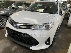 Toyota Corolla Fielder 1.5 Hybrid FWD 2020 Pearl