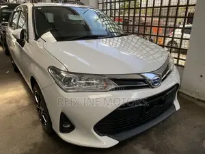 Toyota Corolla Fielder 1.5 Hybrid FWD 2020 Pearl