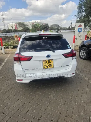 Toyota Corolla Fielder 2015 White