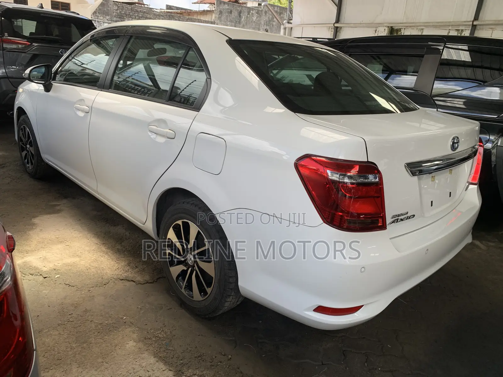 Toyota Axio 1.5 Hybrid 2WD 2019 Pearl