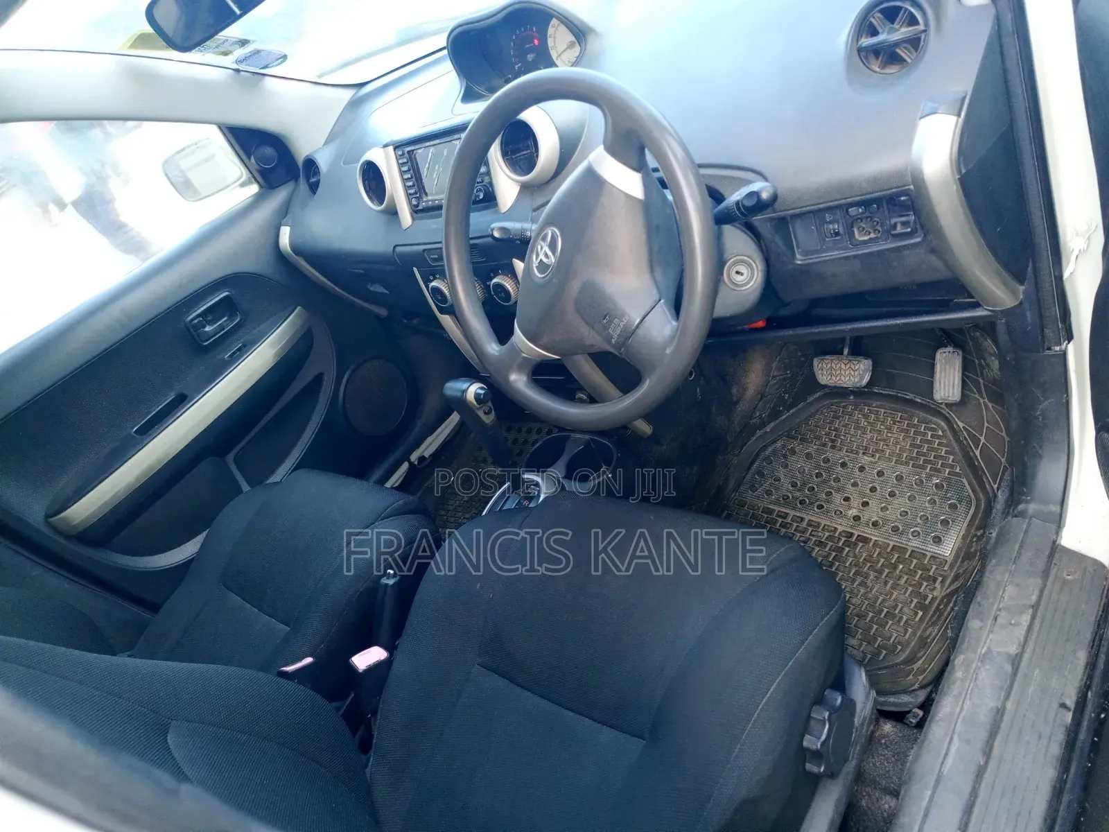 Toyota IST 2008 White