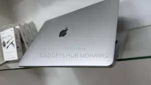 Laptop Apple MacBook Air 2018 8GB Intel Core i5 SSD 512GB