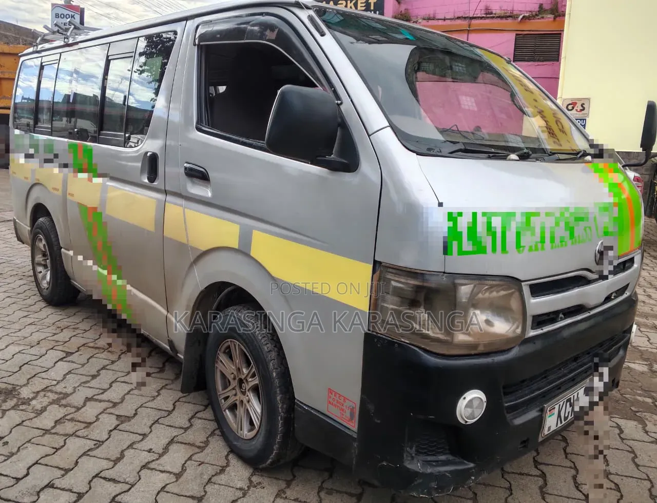 Toyota HiAce 2012 Silver