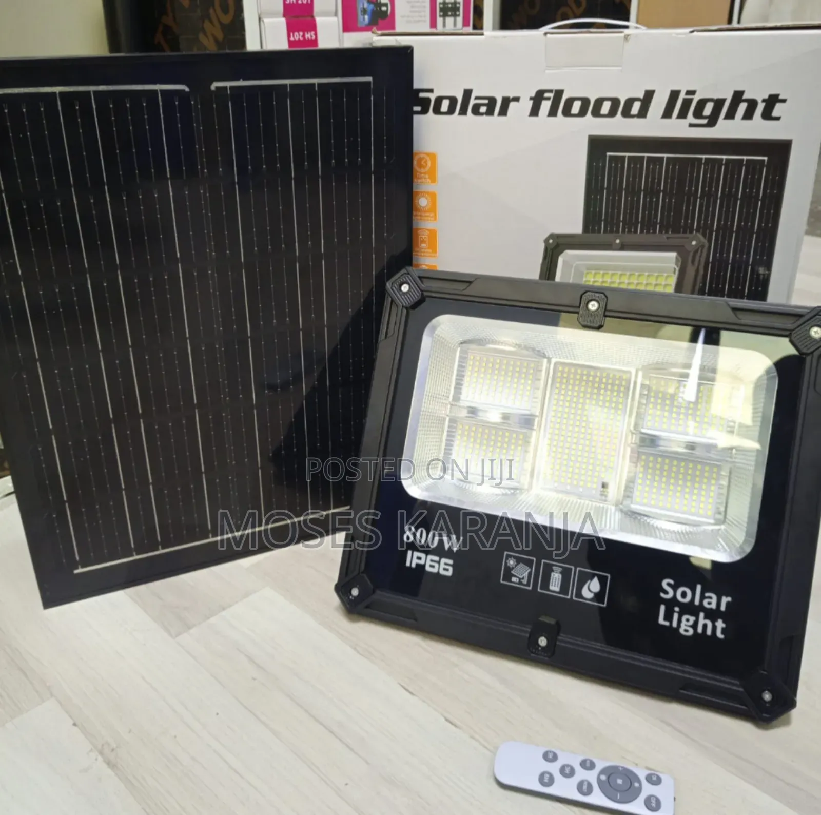 800W LED Solar Flood Light With Outdoor Security Lighting