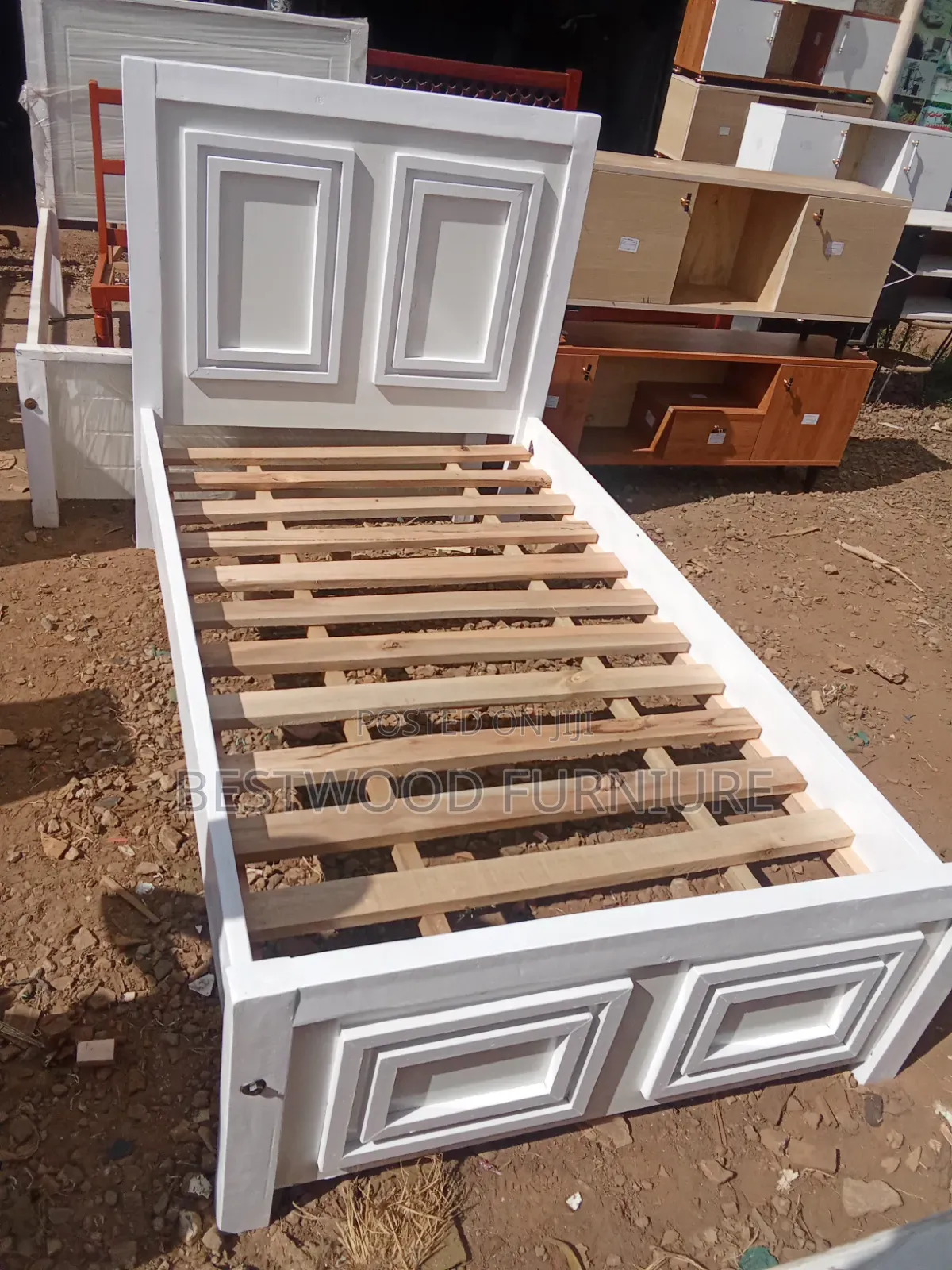 Hard Bord 4 by 6 Bed