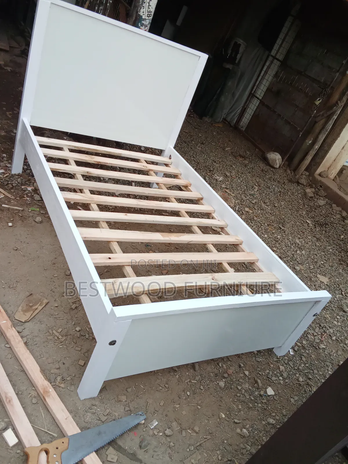 Hard Bord 4 by 6 Bed
