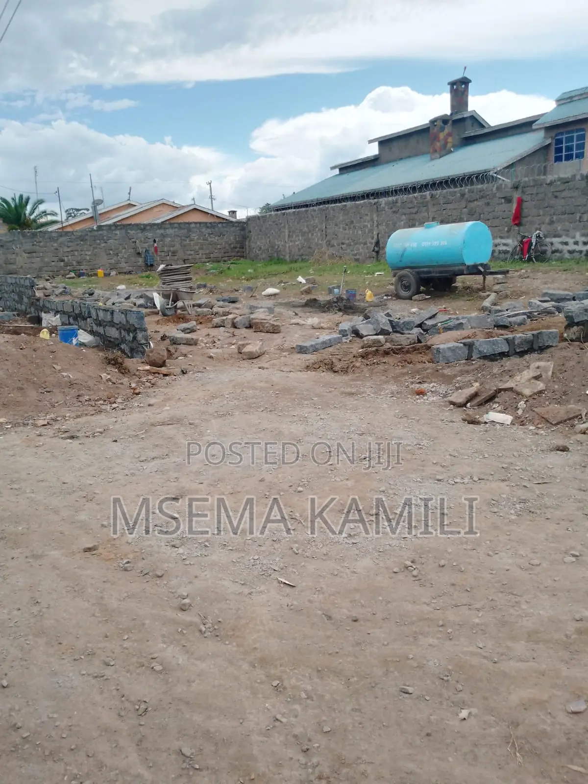 Plot 4 Sale 50x100