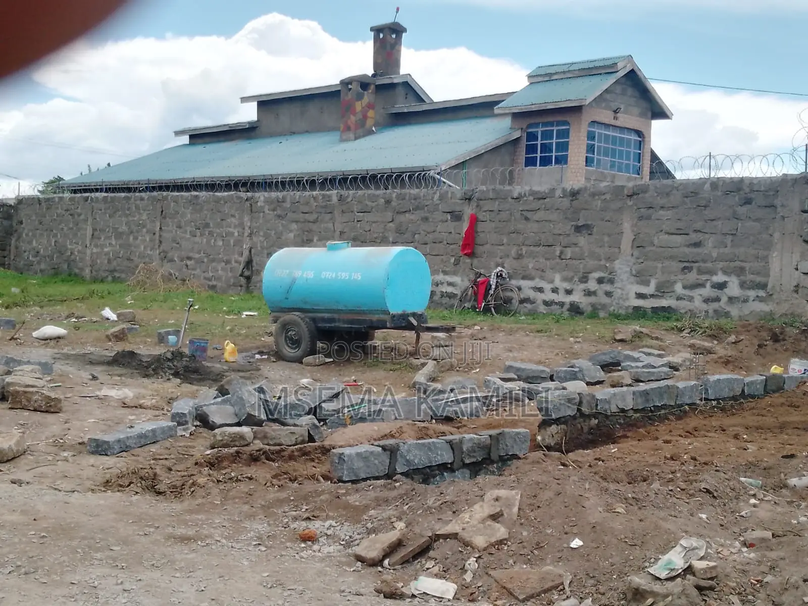 Plot 4 Sale 50x100