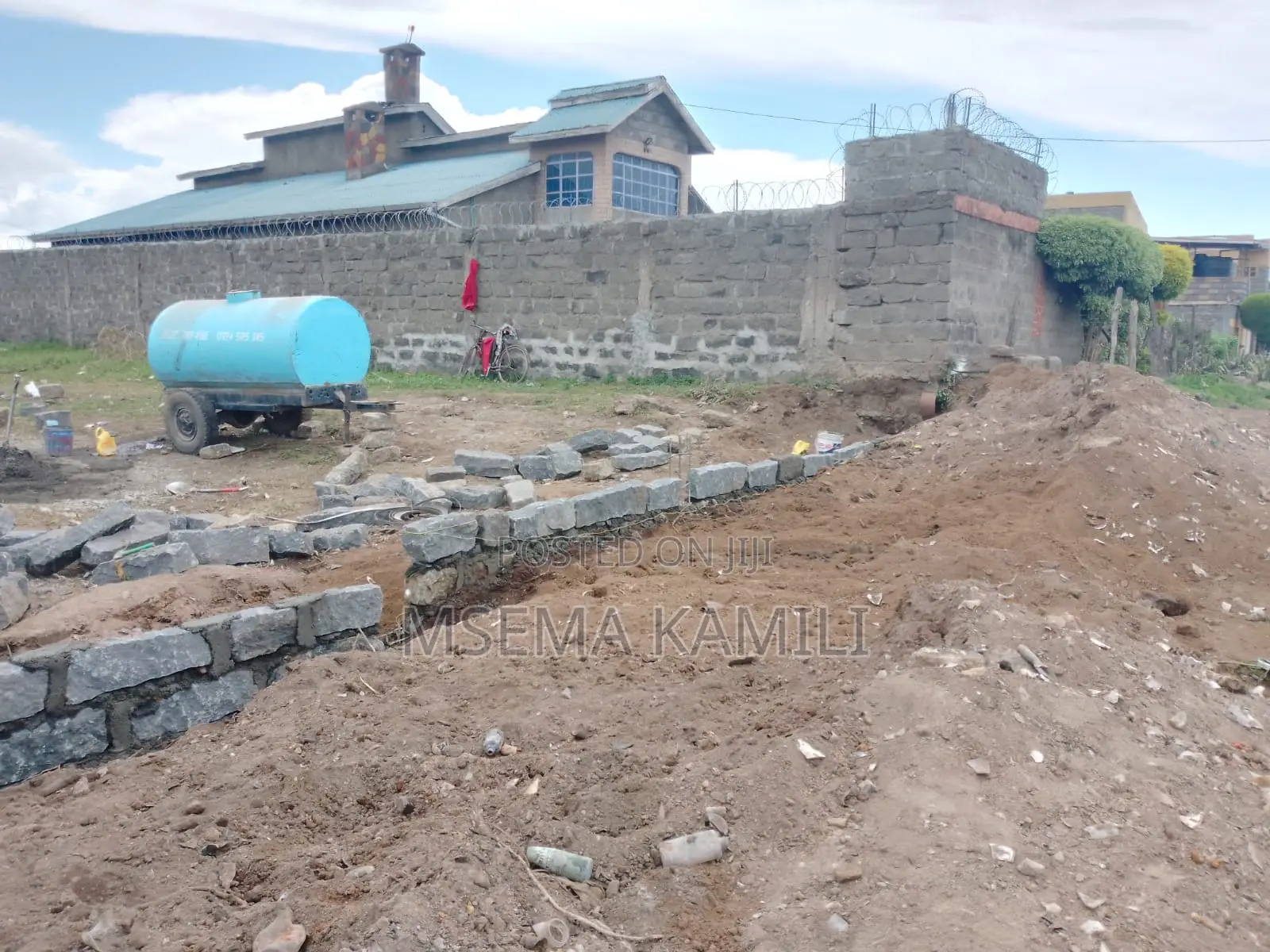 Plot 4 Sale 50x100