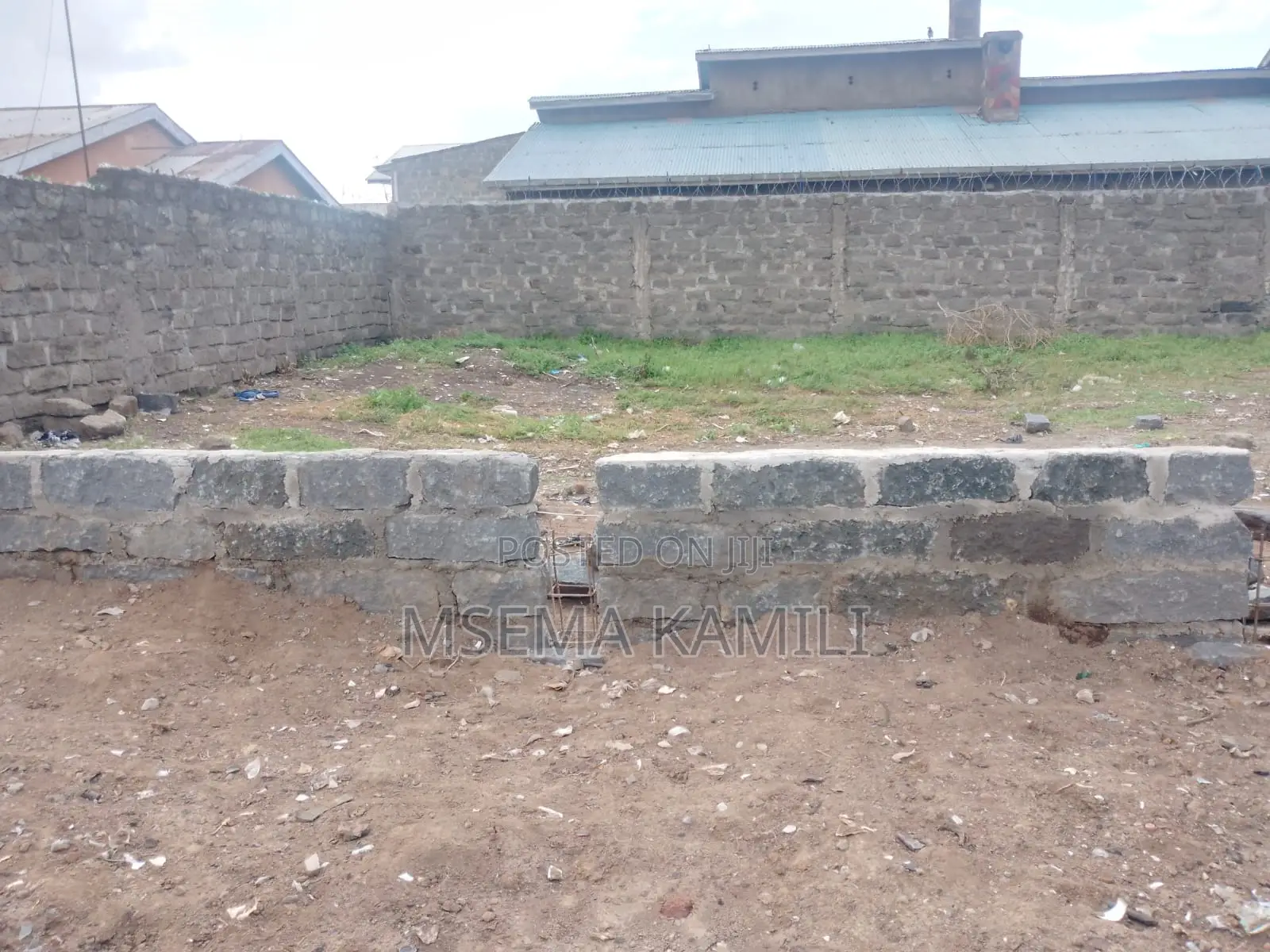 Plot 4 Sale 50x100