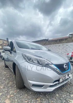 Nissan Note 2017 Silver