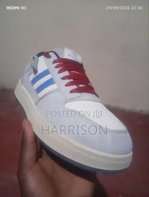 Sutryns Mtumba Shoe