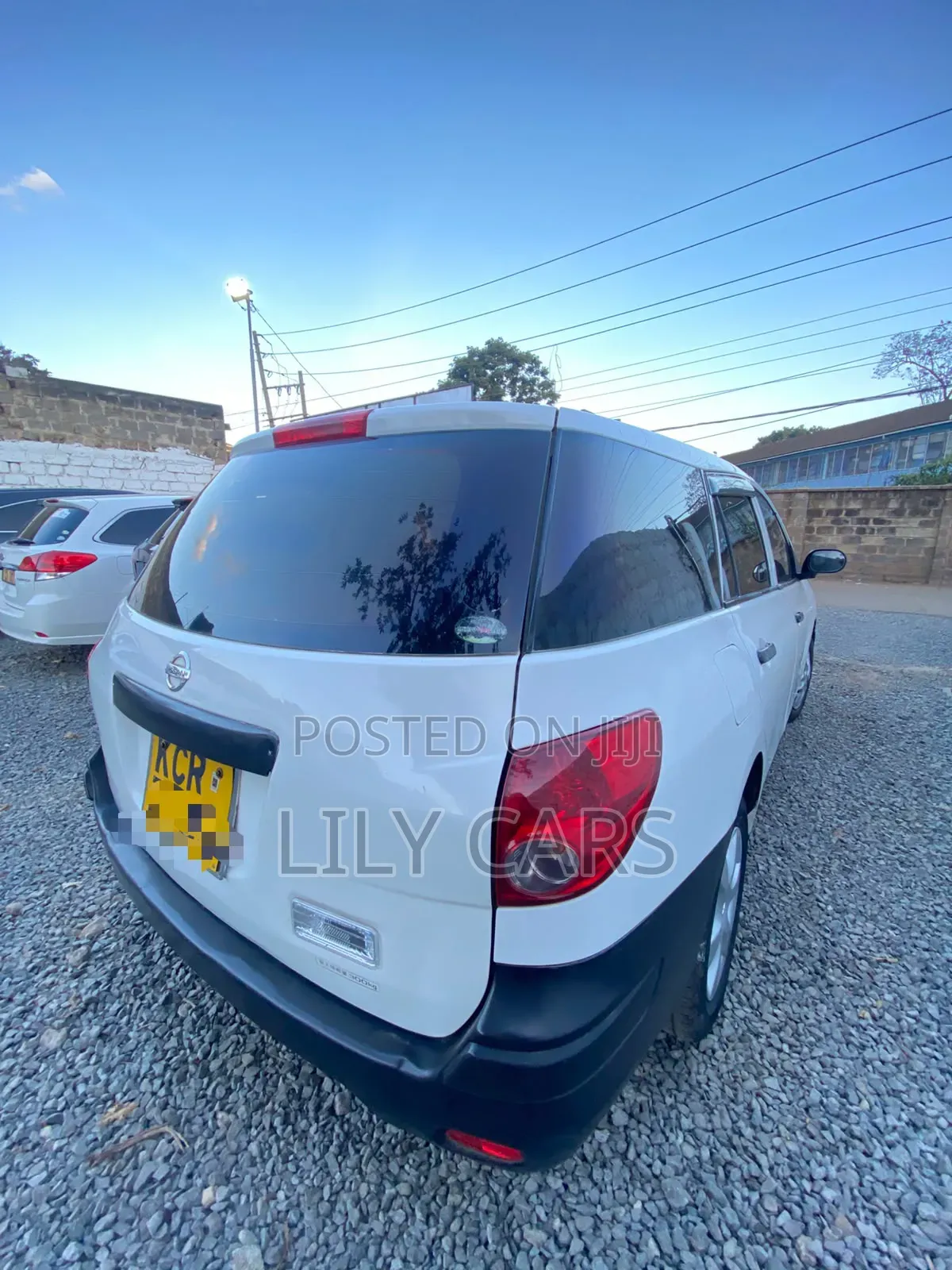 Nissan Advan 2012 White