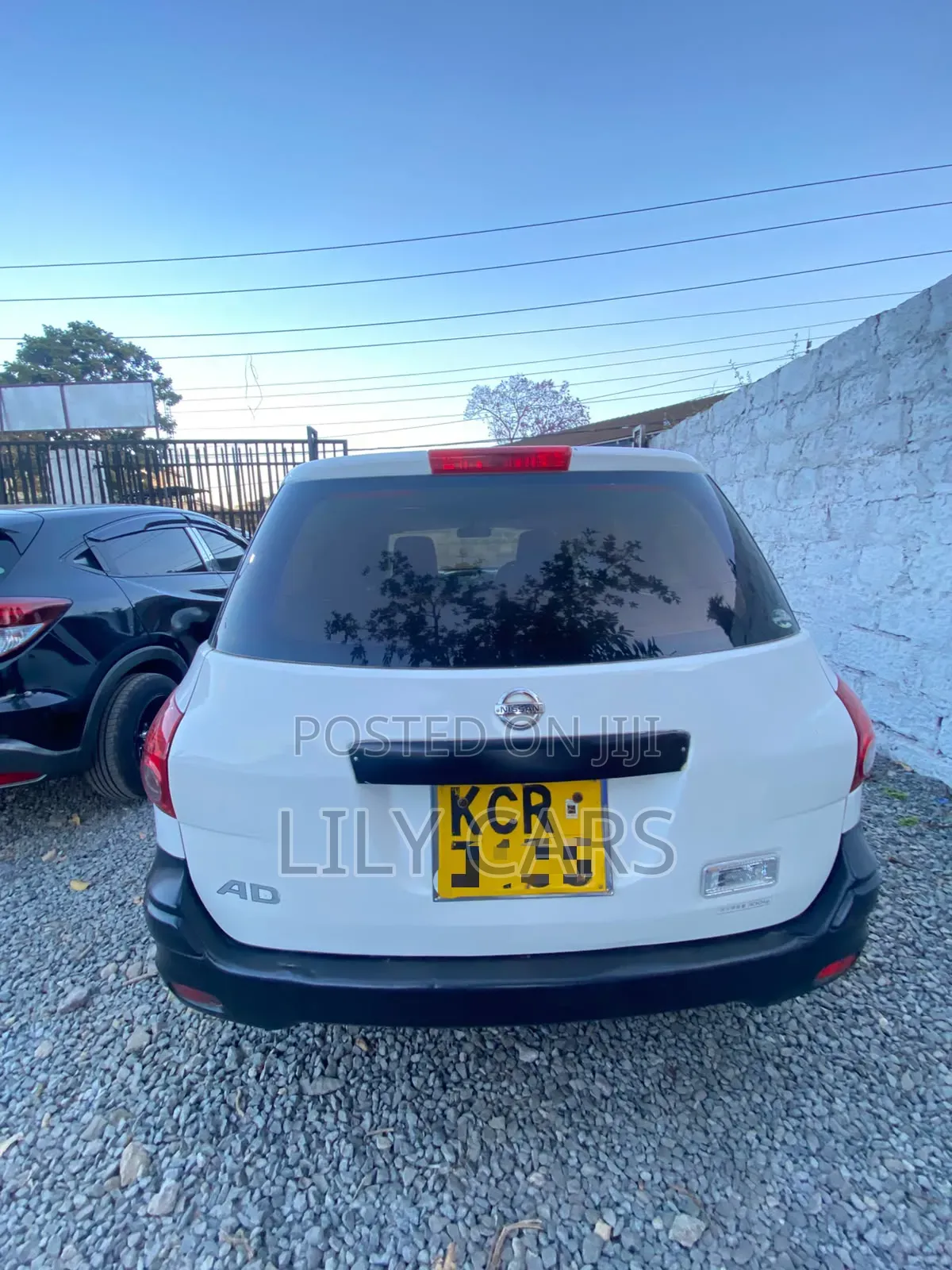 Nissan Advan 2012 White