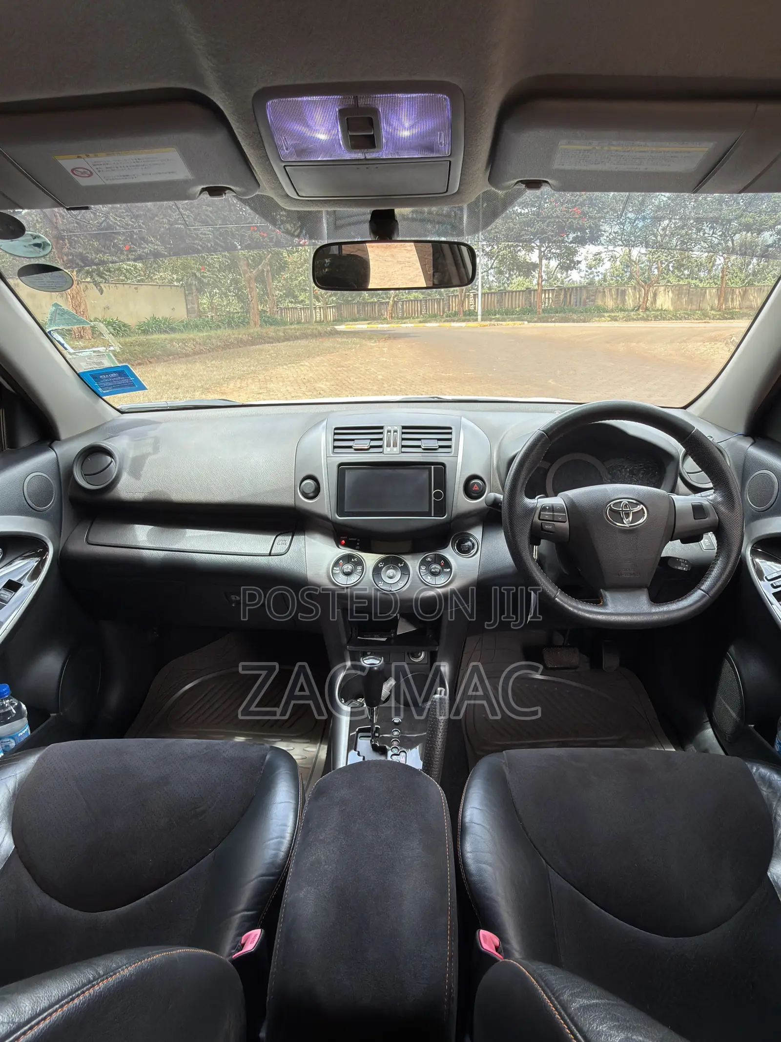 Toyota Vanguard 2013 Pearl